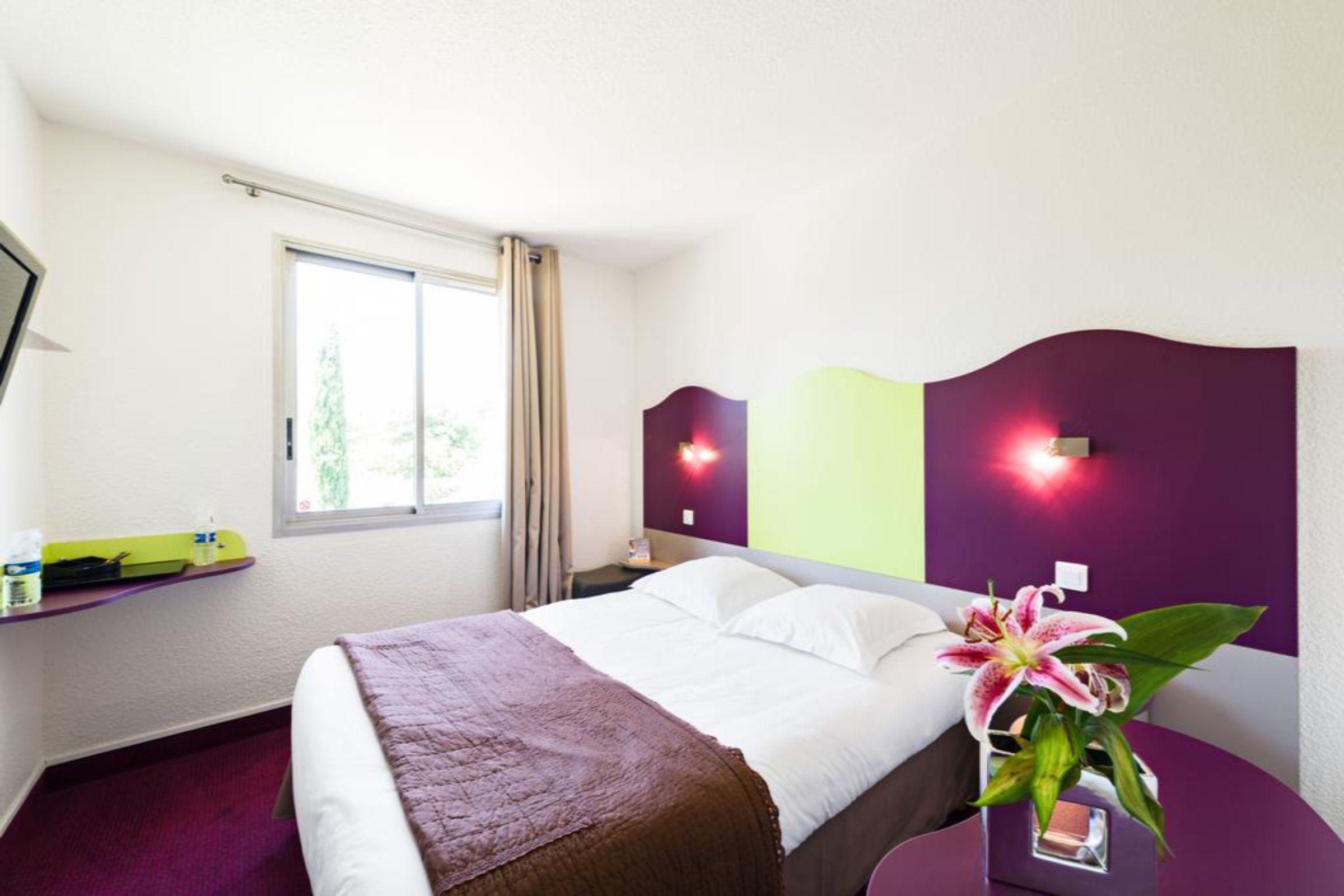 Hotel Logis Noemys Pont De L'etoile 3*